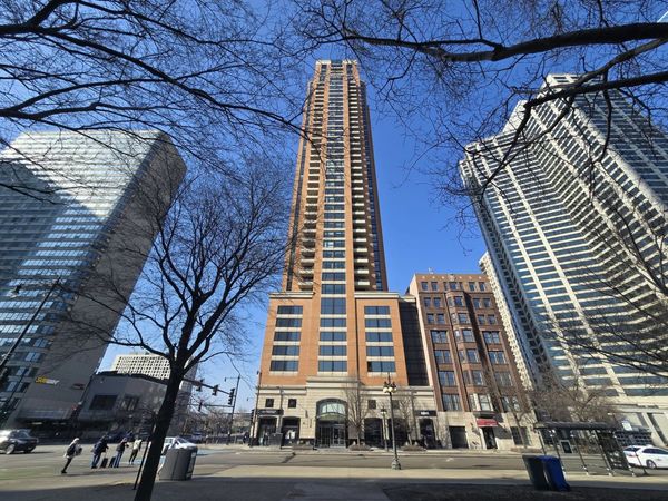 1160 S Michigan Avenue, Unit 1104, Chicago, IL 60605