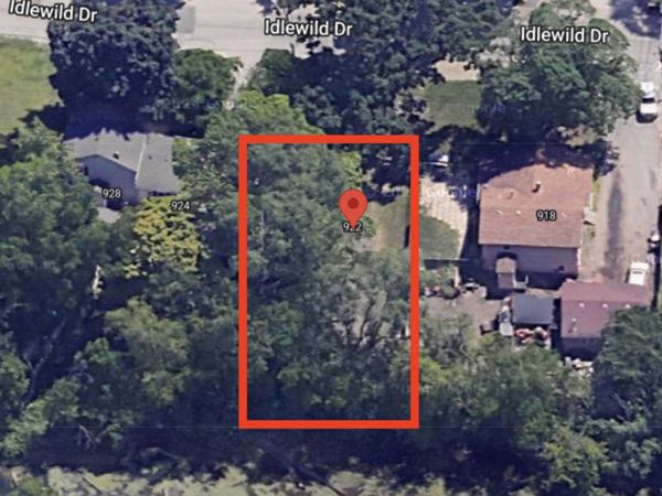 922 Idlewild Drive , Round Lake Beach, IL 60073