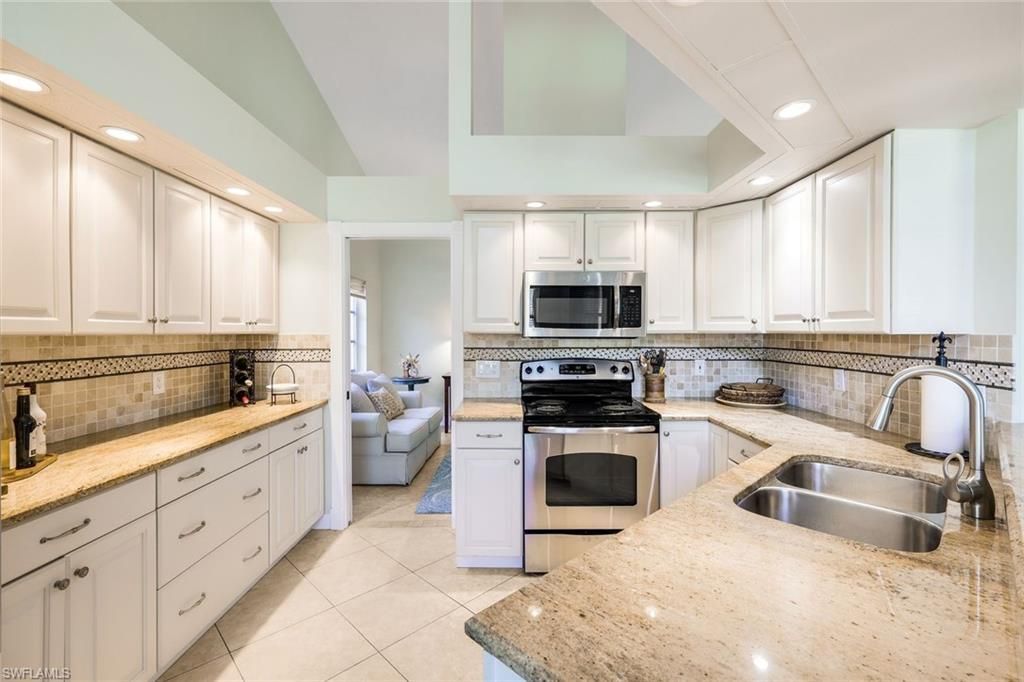 12651 Hunters Ridge Dr , Bonita Springs, FL 34135 Photo