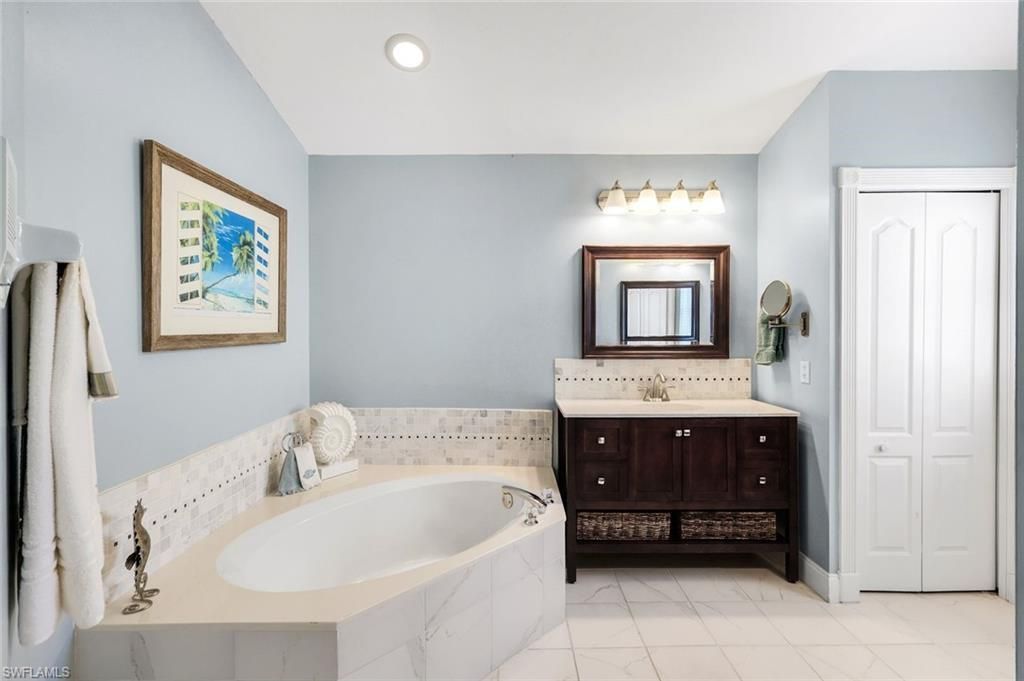 12651 Hunters Ridge Dr , Bonita Springs, FL 34135 Photo