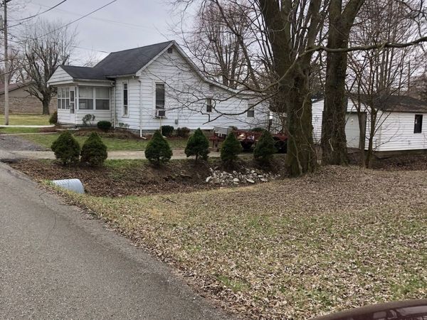132 Southeast Street, Charlottesville, IN 46117