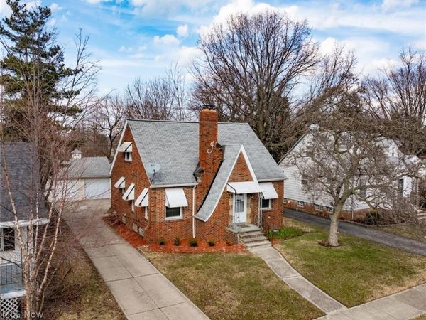 19071 Naumann Avenue , Euclid, OH 44119