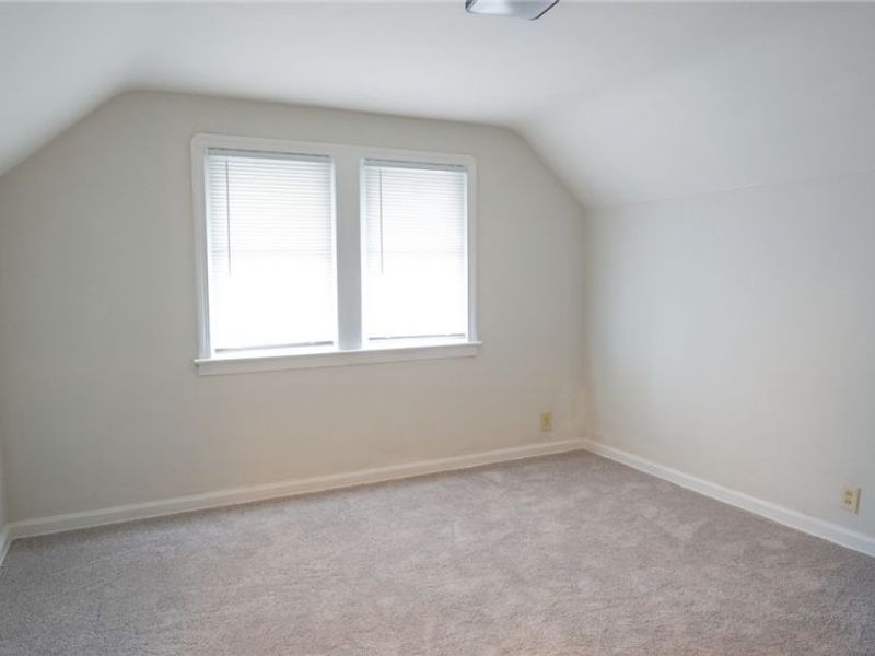 19071 Naumann Avenue , Euclid, OH 44119 Photo 12