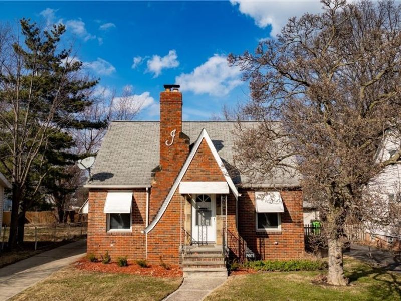 19071 Naumann Avenue , Euclid, OH 44119 Photo 2