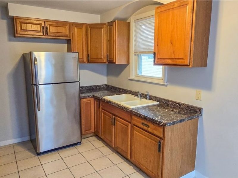 19071 Naumann Avenue , Euclid, OH 44119 Photo 5