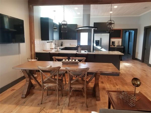 410 E Milam Ave , Round Rock, TX 78664