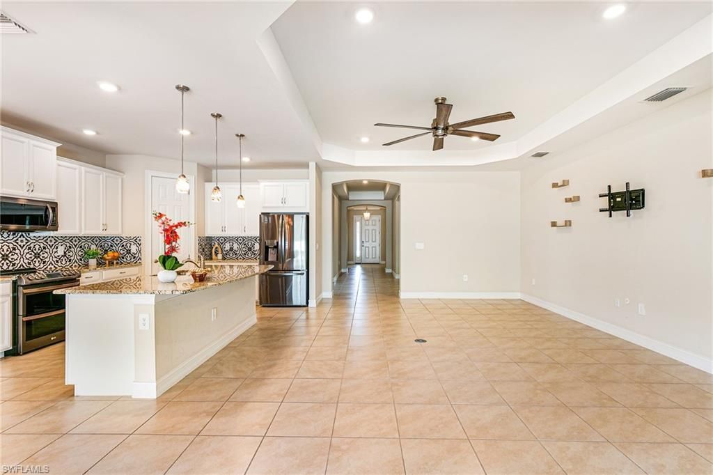 3028 Royal Gardens Ave, Fort Myers, FL 33916 Photo