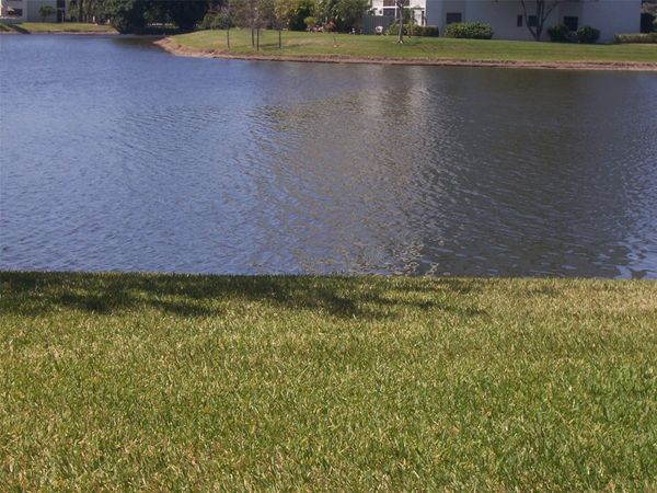 2104 S Cypress Bend Dr, Unit 301, Pompano Beach, FL 33069