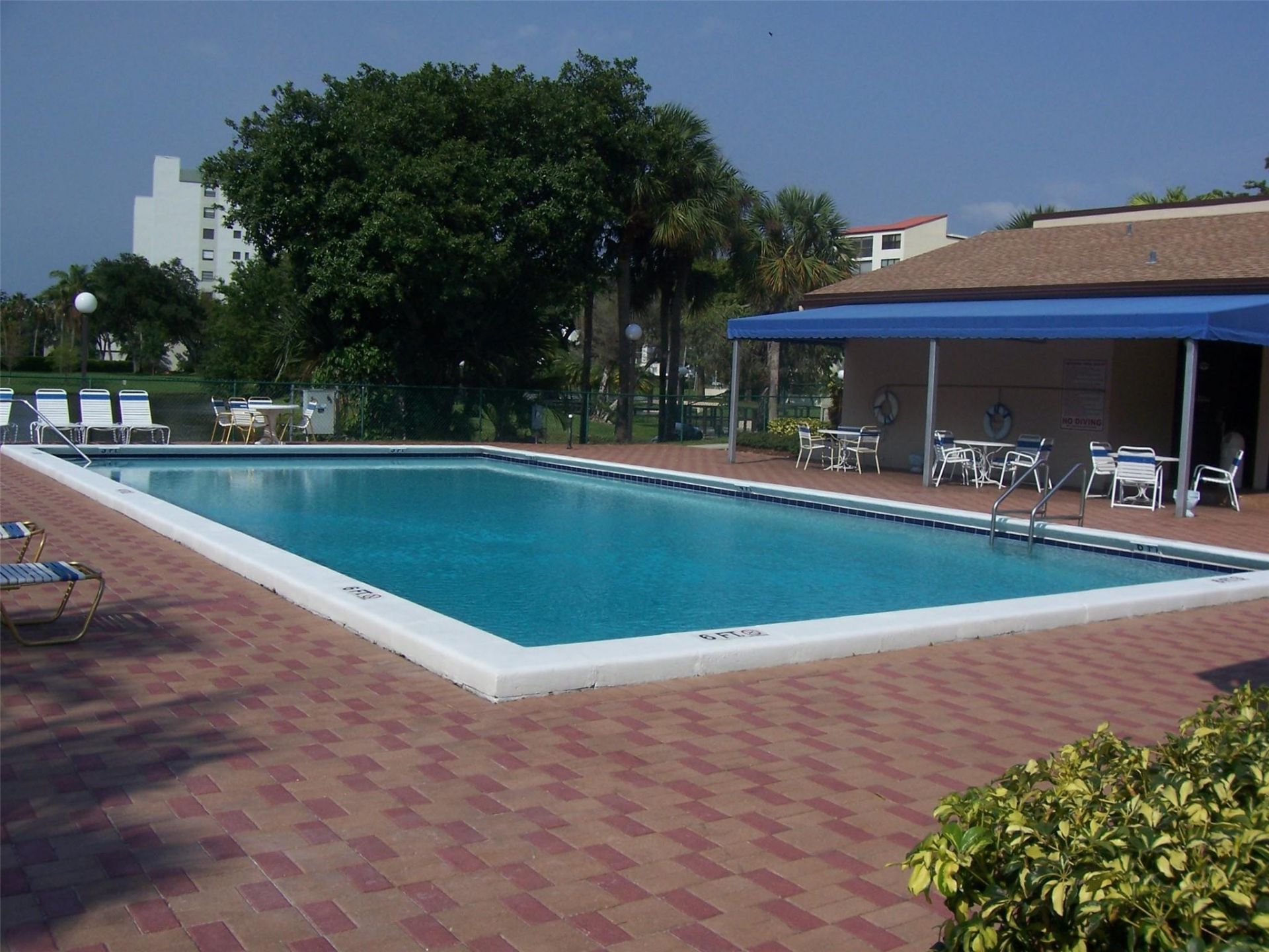 2104 S Cypress Bend Drive, Unit 301, Pompano Beach, FL 33069 Photo