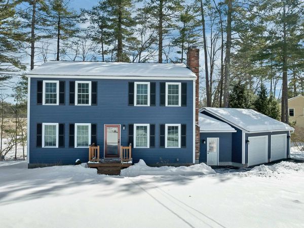 51 Pilgrim Drive, Litchfield, NH 03052