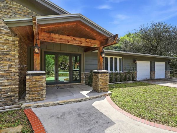 400 Farmington Dr , Plantation, FL 33317