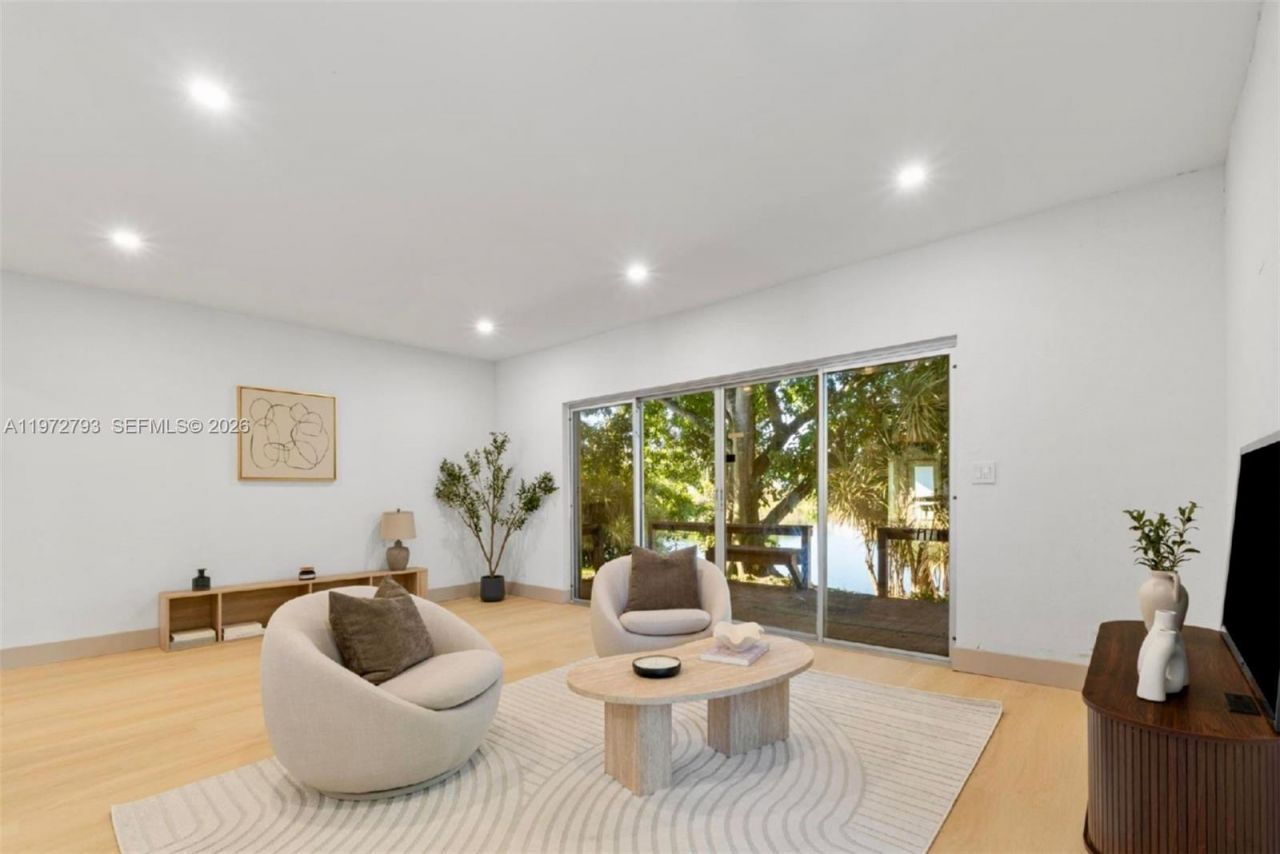 1905 NW 62nd Ter , Margate, FL 33063 Photo