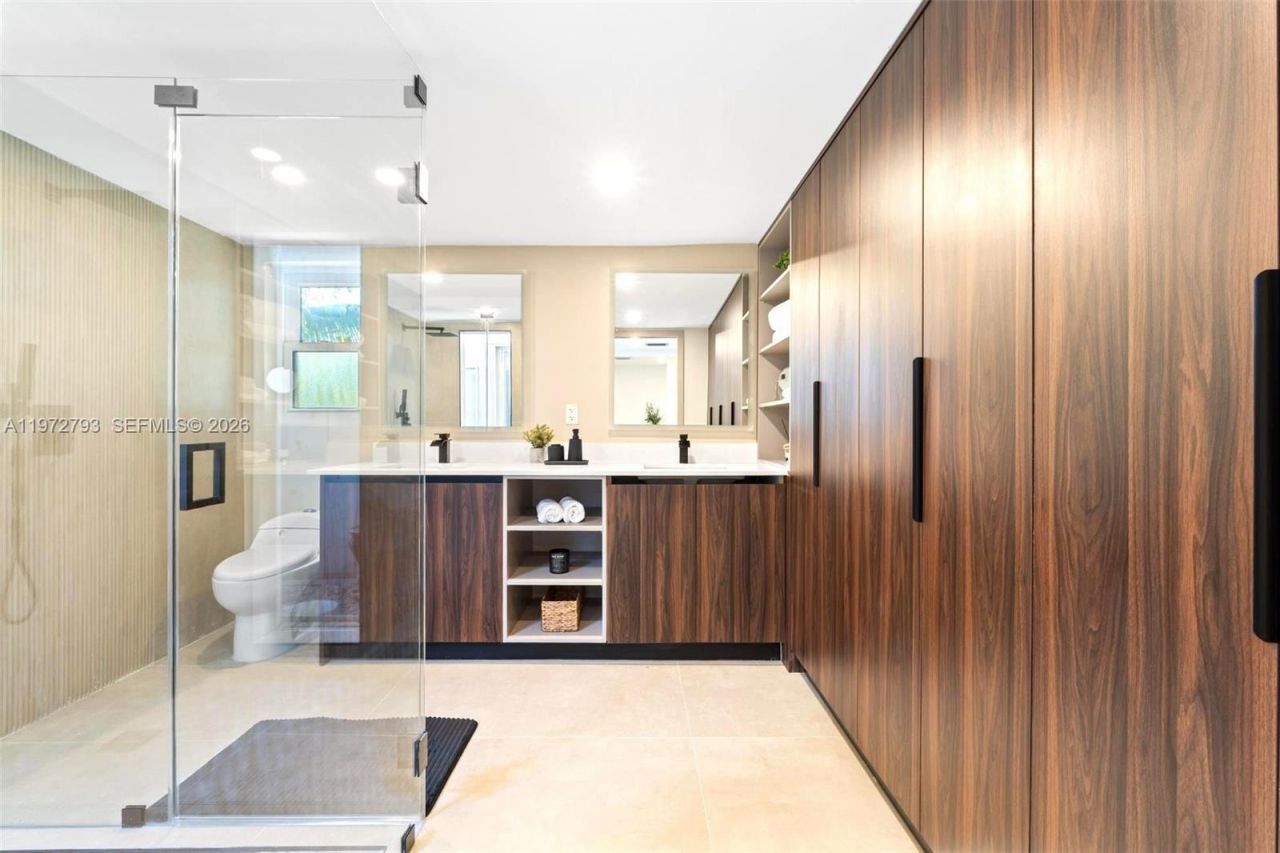 1905 NW 62nd Ter , Margate, FL 33063 Photo