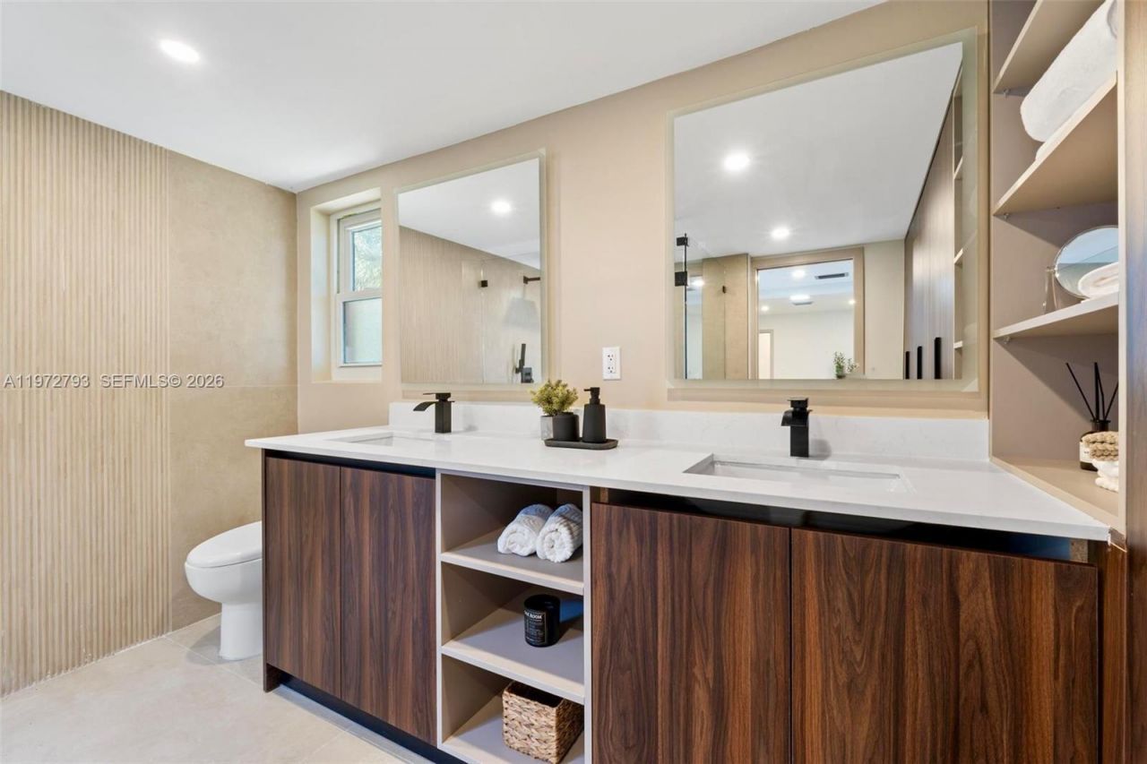 1905 NW 62nd Ter , Margate, FL 33063 Photo