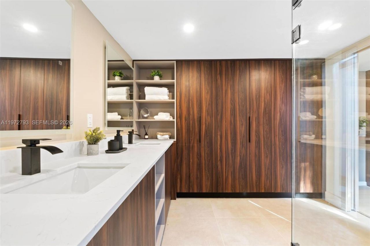 1905 NW 62nd Ter , Margate, FL 33063 Photo