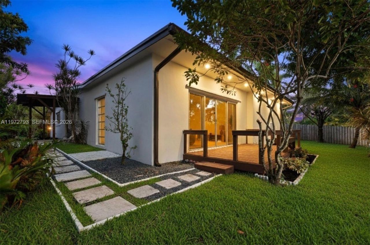 1905 NW 62nd Ter , Margate, FL 33063 Photo