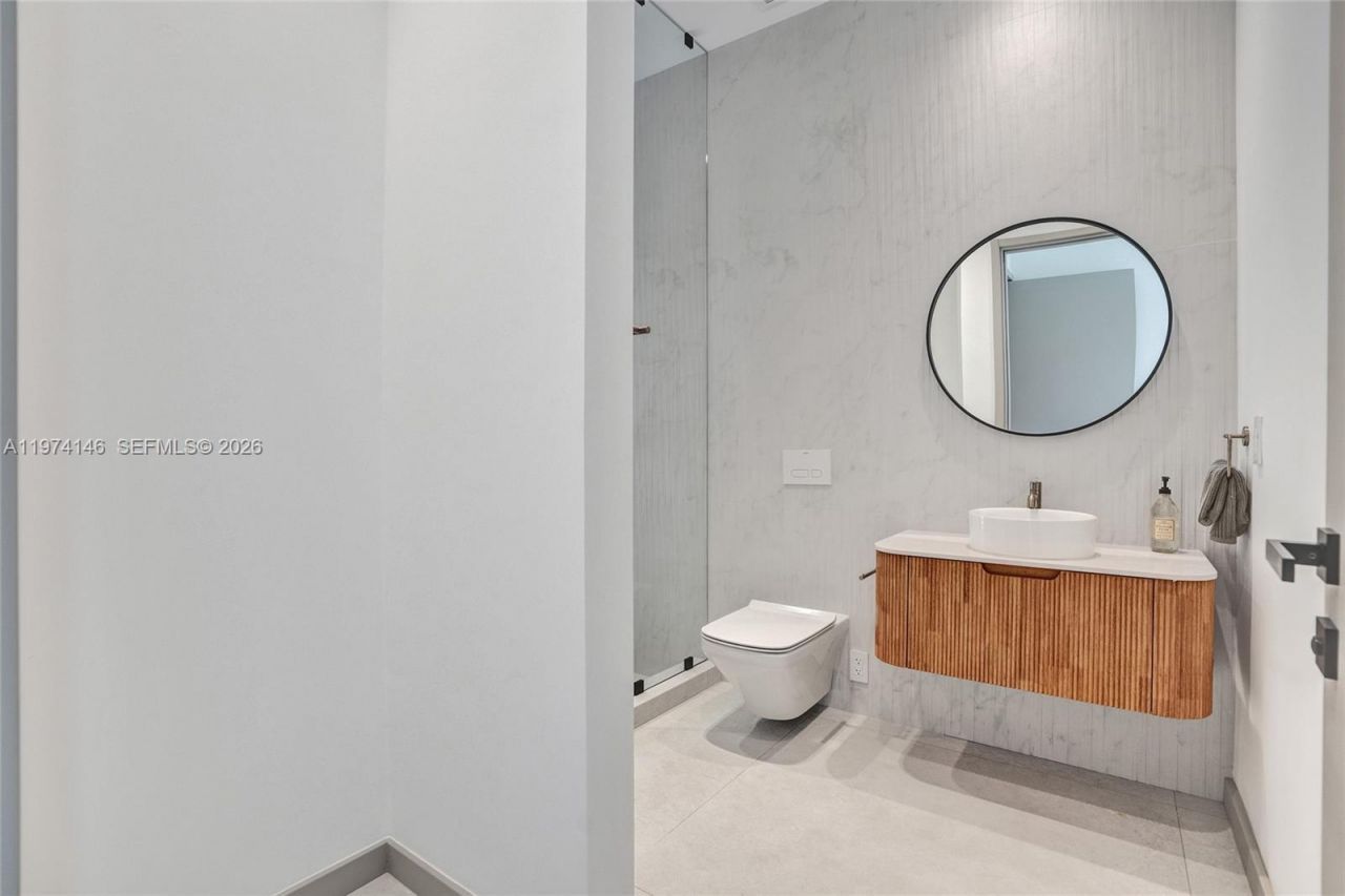 1379 NE 104th St , Miami Shores, FL 33138 Photo