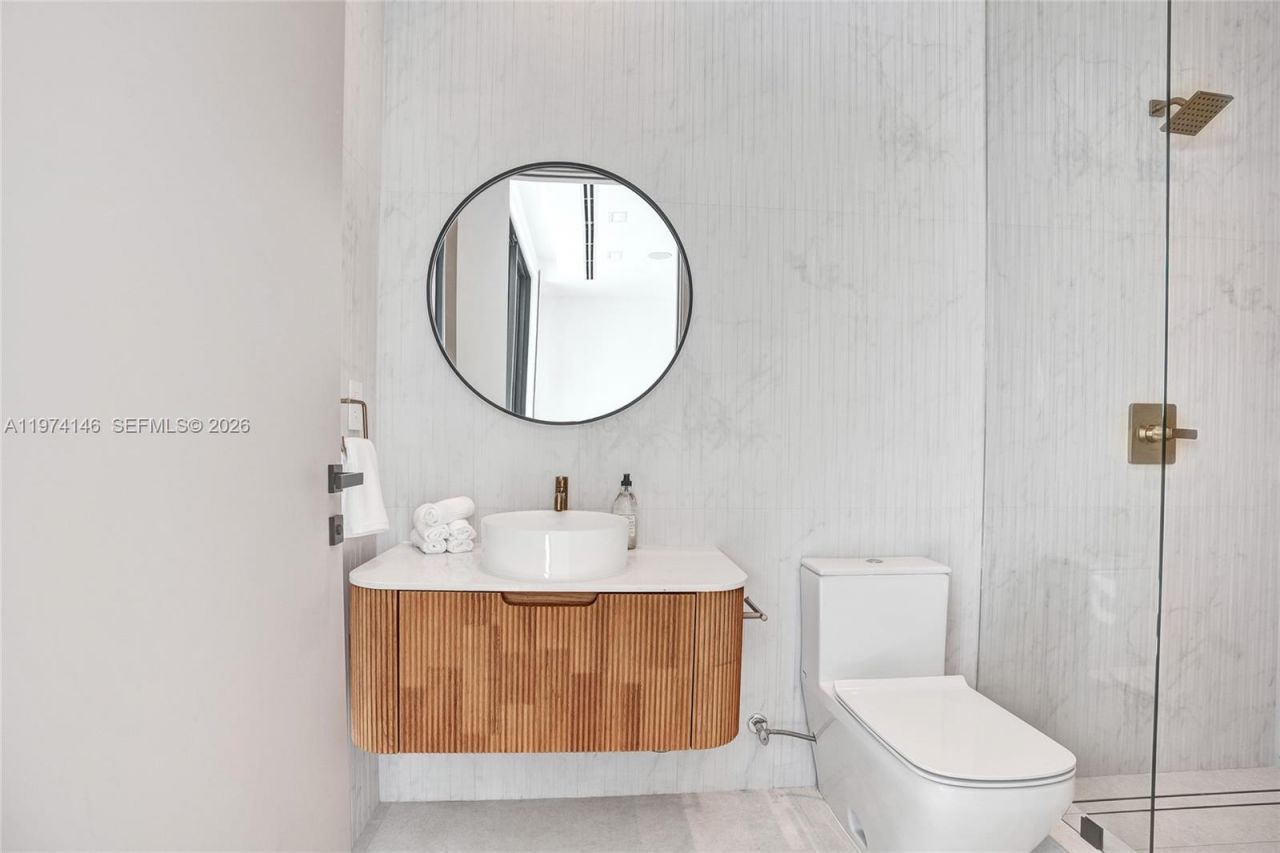 1379 NE 104th St, Miami Shores, FL 33138 Photo