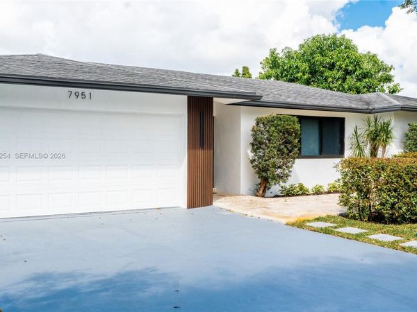 7951 SW 30th St , Davie, FL 33328