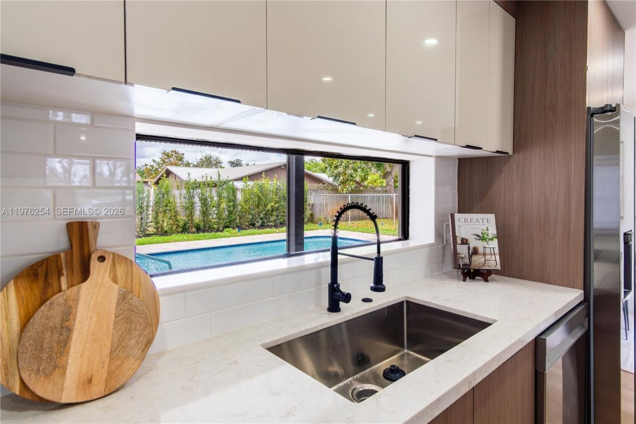 7951 SW 30th St , Davie, FL 33328 Photo