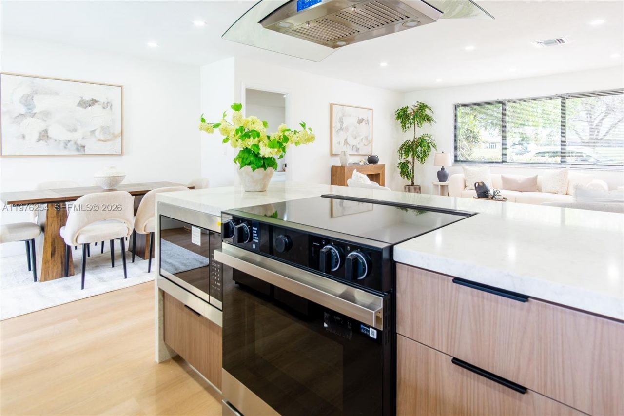 7951 SW 30th St , Davie, FL 33328 Photo