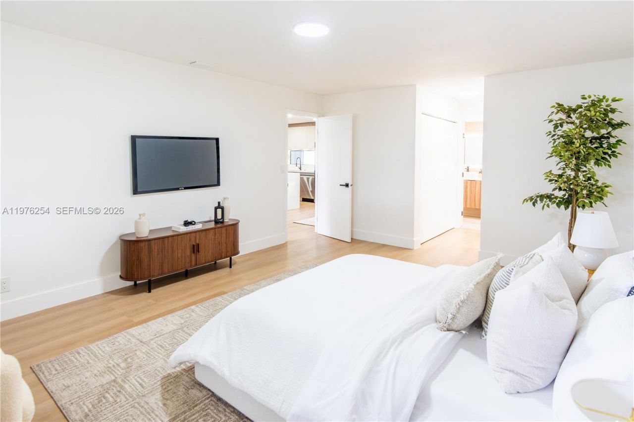 7951 SW 30th St , Davie, FL 33328 Photo