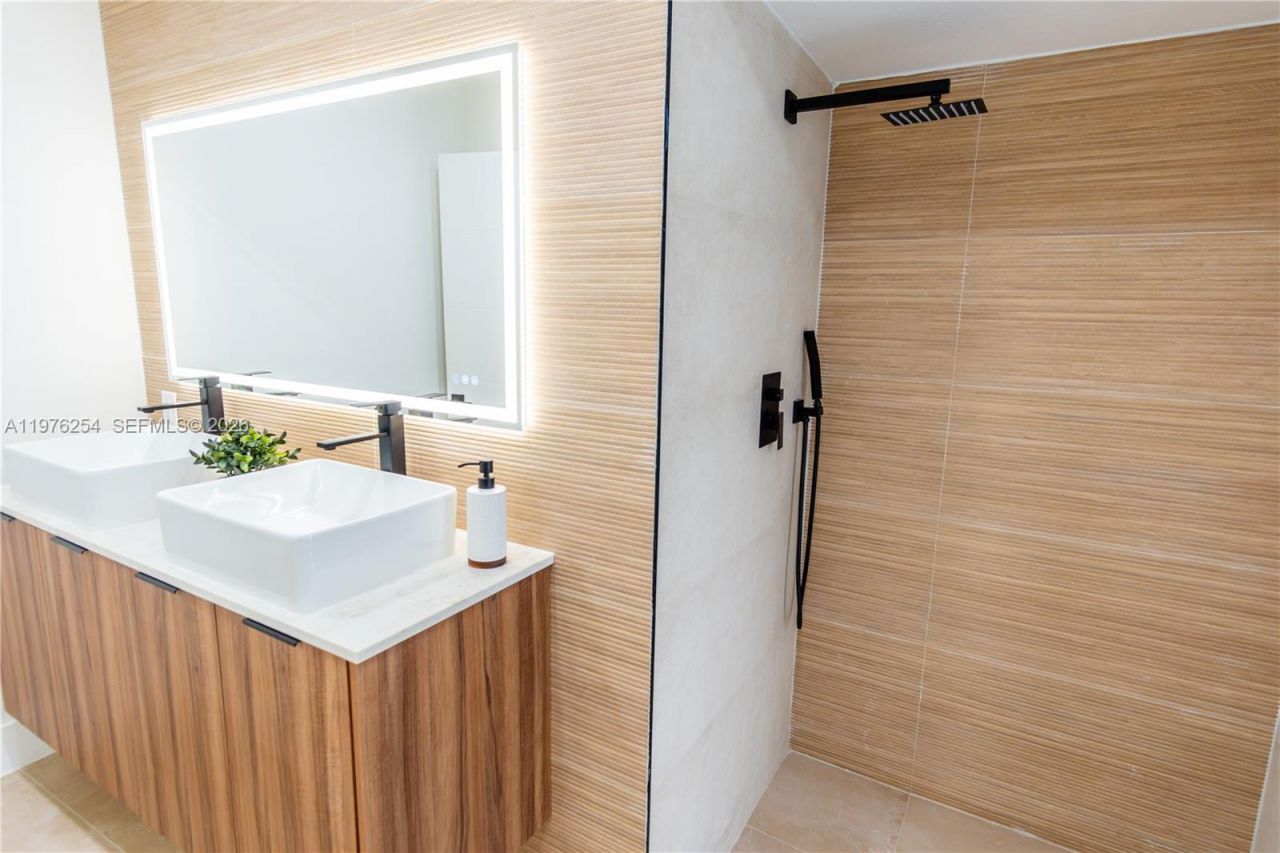 7951 SW 30th St , Davie, FL 33328 Photo