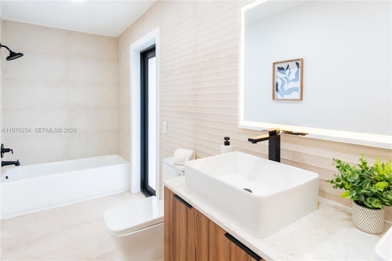 7951 SW 30th St , Davie, FL 33328 Photo