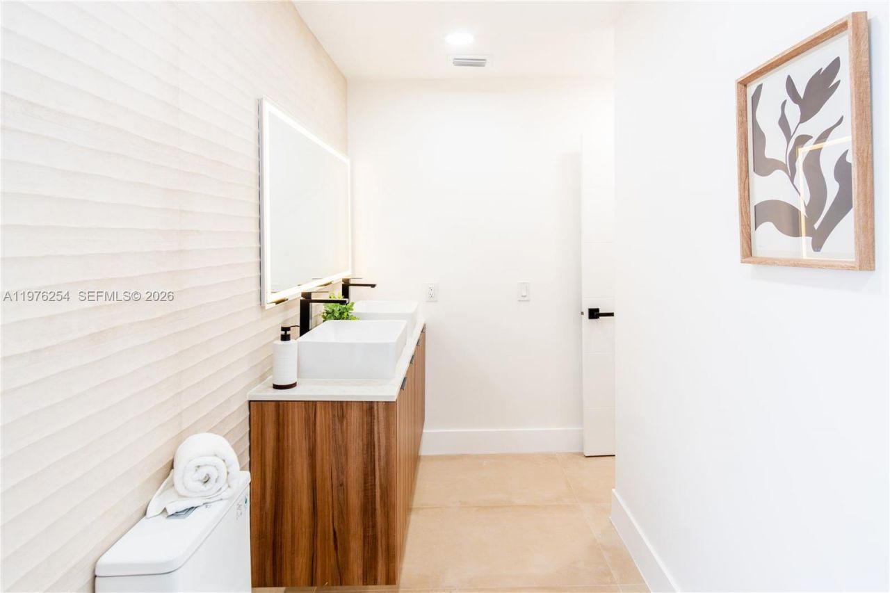 7951 SW 30th St , Davie, FL 33328 Photo