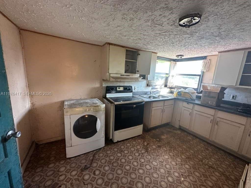 640 Palm Beach Rd , South Bay, FL 33493 Photo