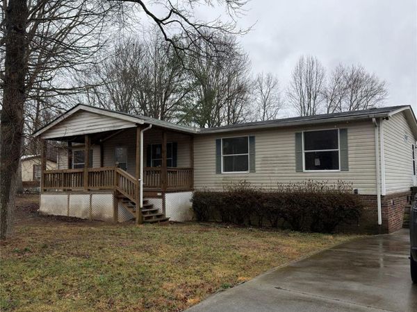 4191 Peachtree Lane , Granite Falls, NC 28630