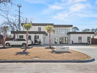 11907 Quincy Lane, Dallas, TX 75230