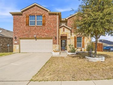 2337 Buelingo Lane, Fort Worth, TX 76131