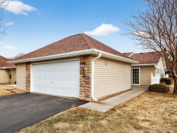 830 Roundhouse Street, Shakopee, MN 55379