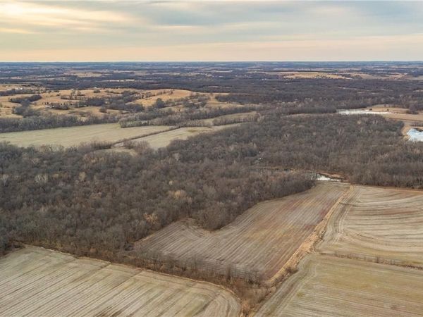 000 520th Road, Knob Noster, MO 65336