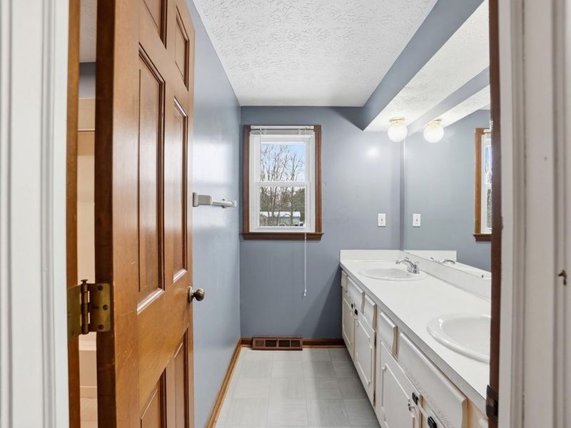 5200 Blair Avenue, Canal Winchester, OH 43110 Photo 49