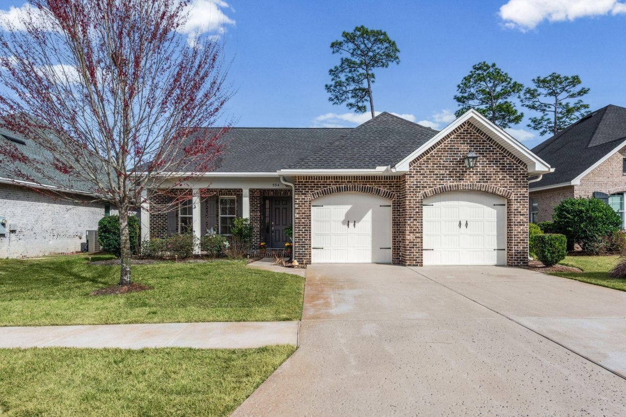 594 Tulip Tree Way, Niceville, FL 32578 Main Photo
