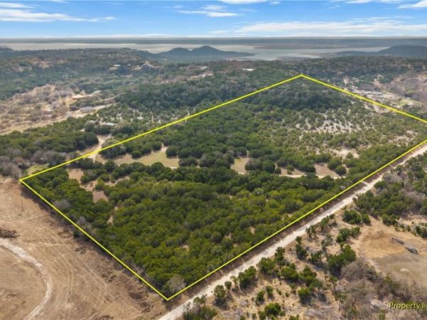 286 Big Valley Lane , Belton, TX 76513