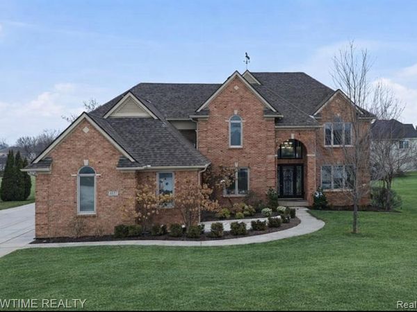 4157 Springbrook Drive, Sterling Heights, MI 48314