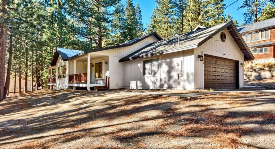 214 Highland Drive, Stateline, NV 89449 Photo