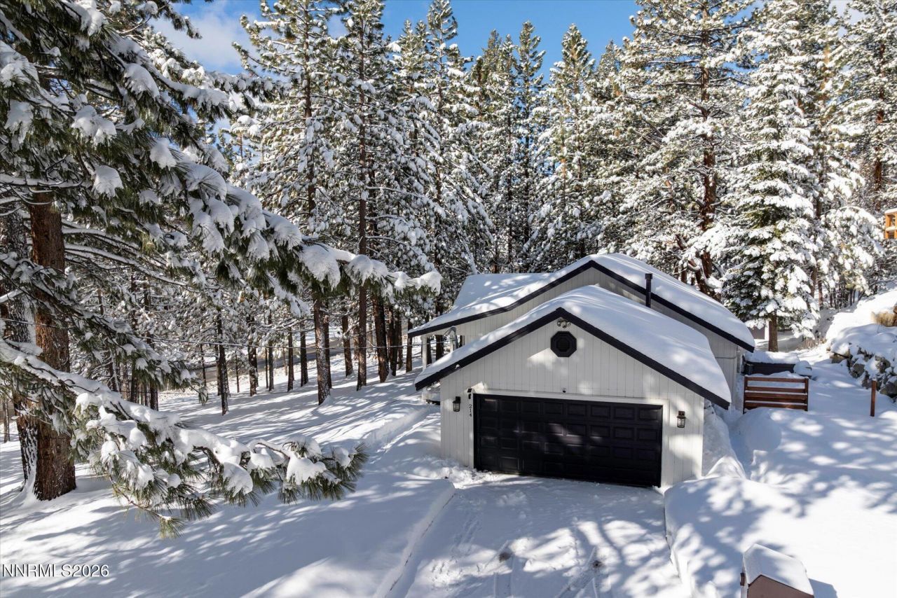 214 Highland Drive, Stateline, NV 89449 Photo