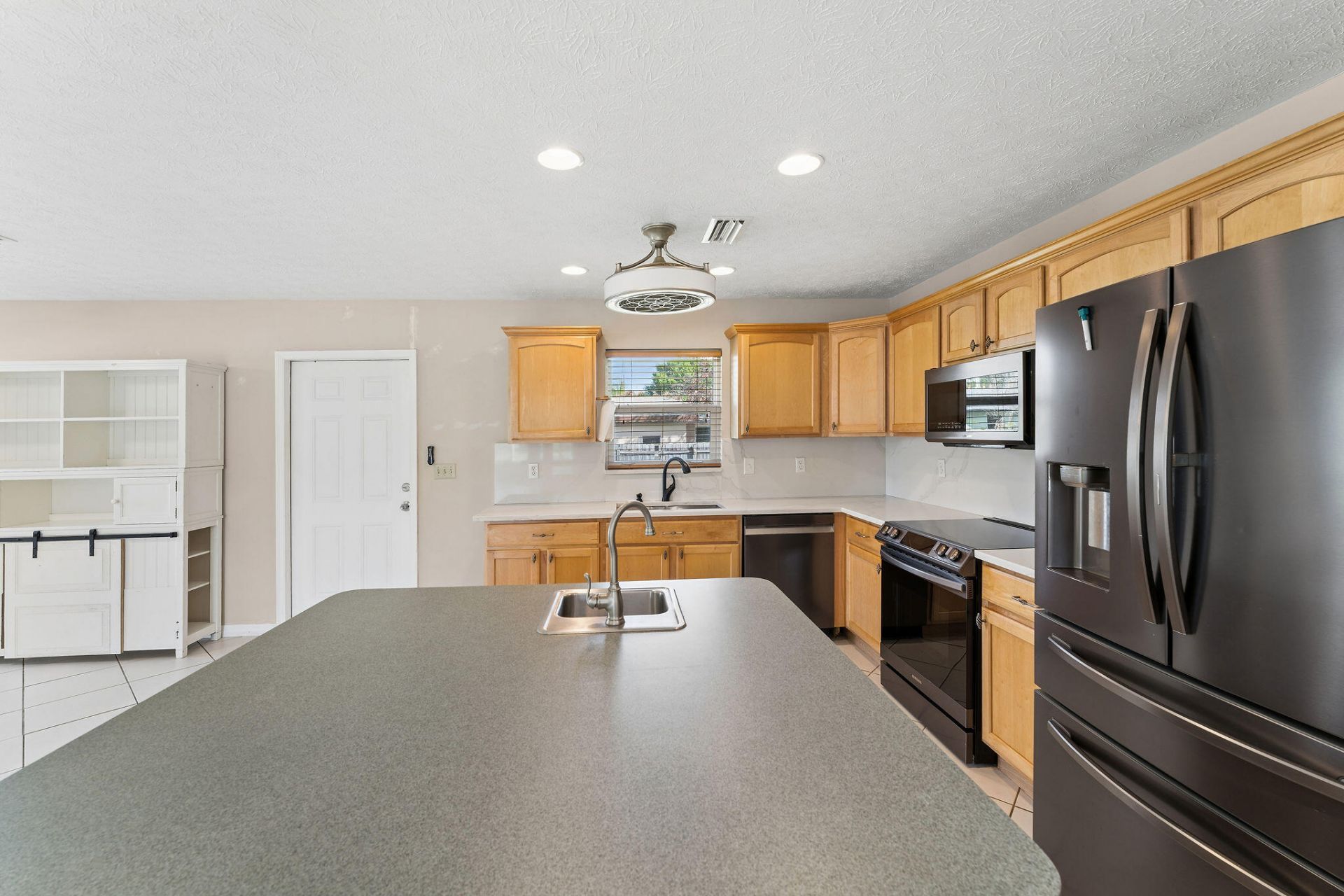 249 SE Todd Avenue, Port Saint Lucie, FL 34953 Photo