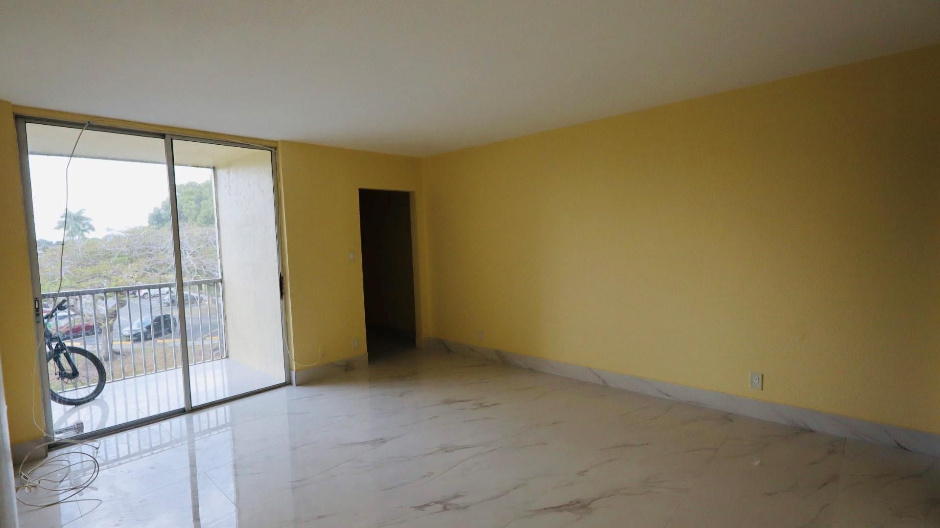 3101 NW 47th Terrace, Unit 335, Lauderdale Lakes, FL 33319 Photo