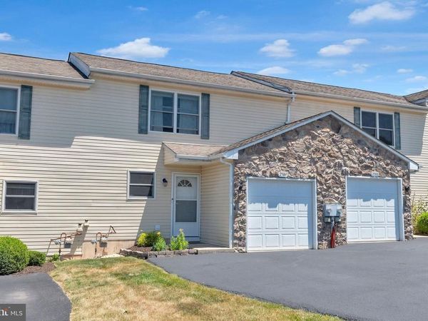 2584 DANIELS LANE, QUAKERTOWN, PA 18951