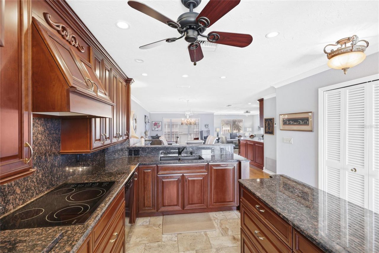 1600 1st Avenue W, Unit 506, Bradenton, FL 34205 Photo