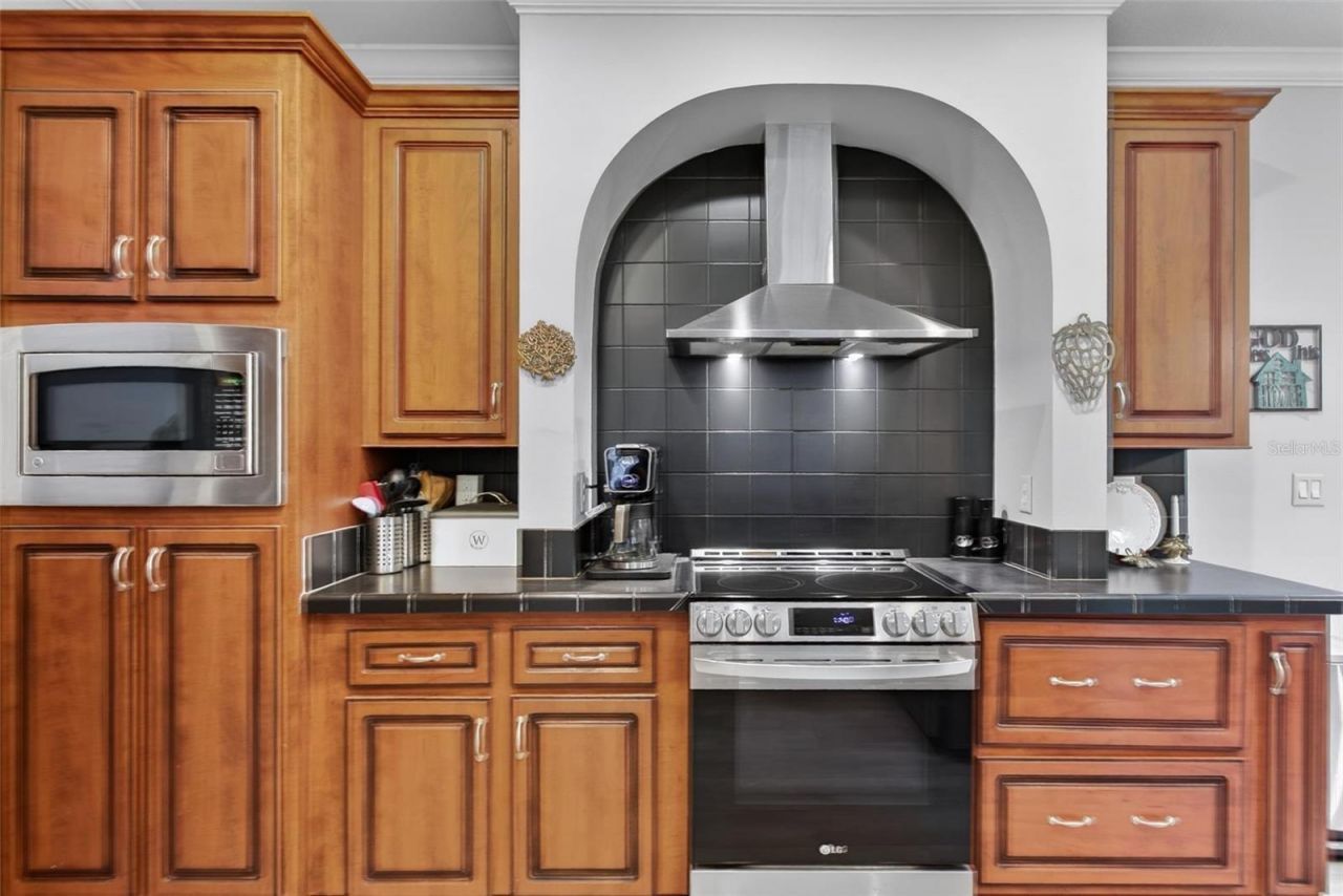 808 Front Street, Welaka, FL 32193 Photo