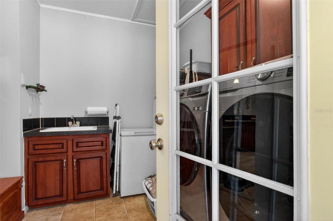 808 Front Street, Welaka, FL 32193 Photo