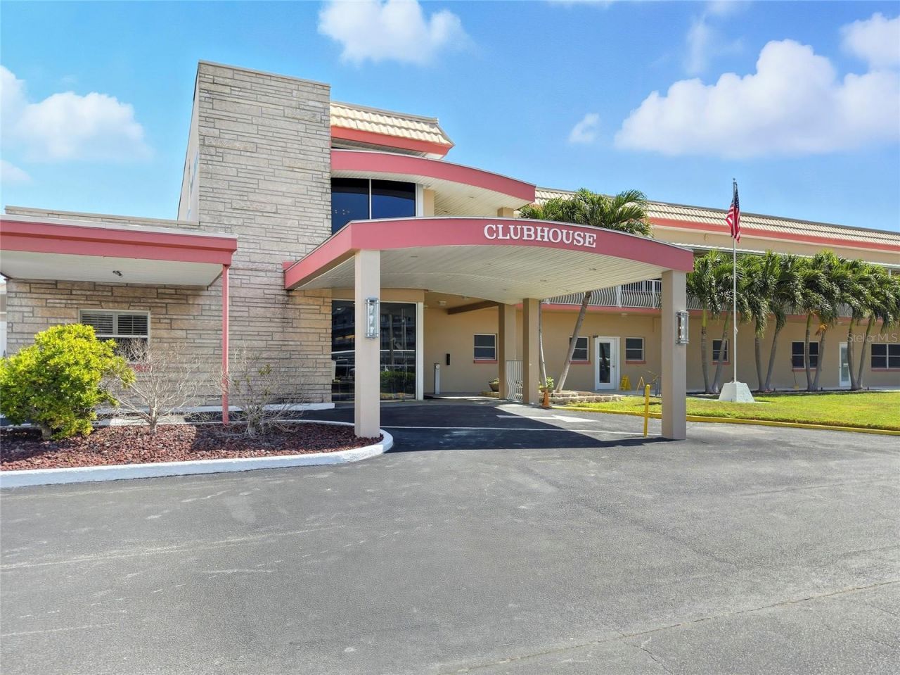 3114 59th Street S, Unit 302, Gulfport, FL 33707 Photo