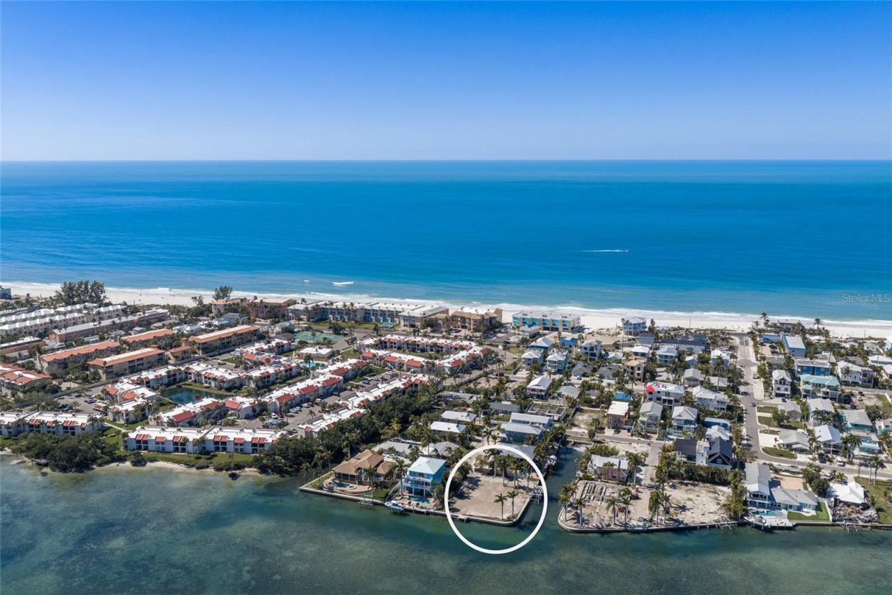 407 20th Place, Bradenton Beach, FL 34217 Photo