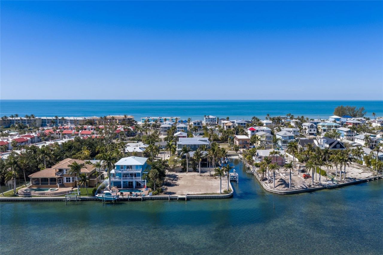 407 20th Place, Bradenton Beach, FL 34217 Photo